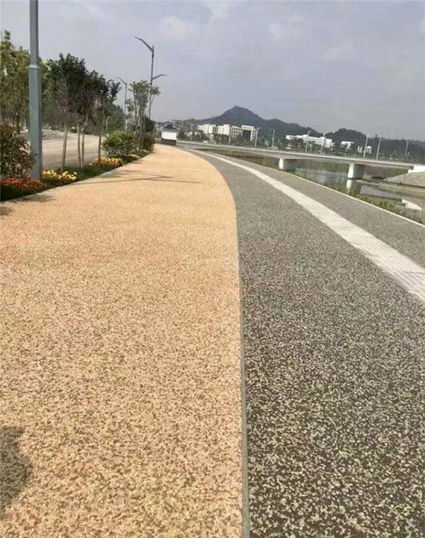 露骨料透水混凝土怎么施工？